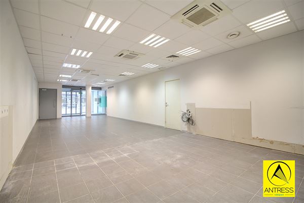 Handelspand te 2640 MORTSEL (België) - Prijs € 1.700