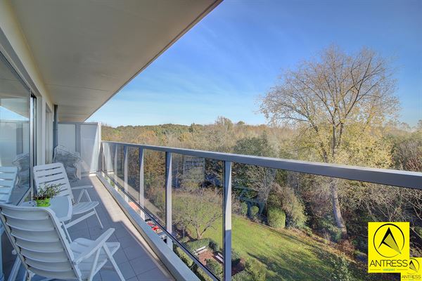 Instapklaar energiezuinig één slaapkamer appartement met ruim terras
