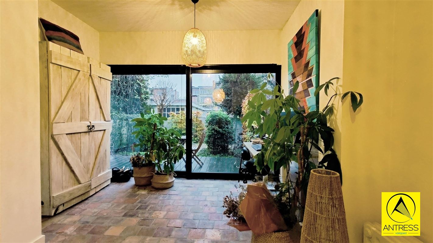 Stijlvol appartement met tuin