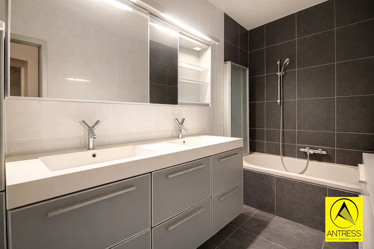 In centrum Lint gelegen appartement van 200m²!