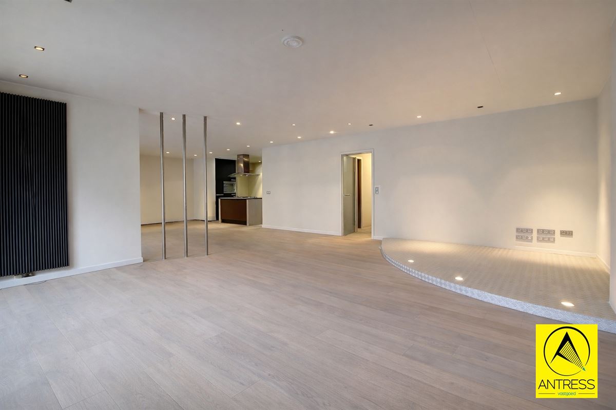 In centrum Lint gelegen appartement van 200m²!