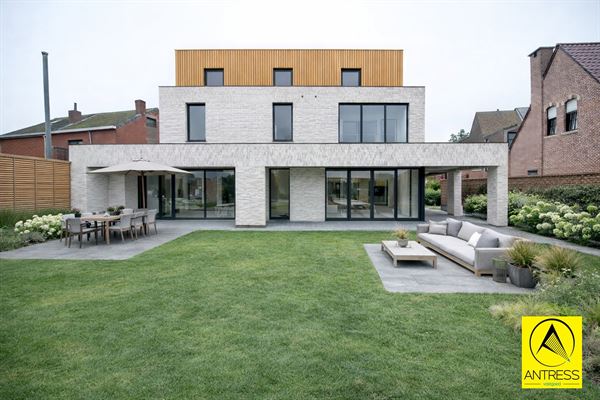 Huis te 2547 LINT (België) - Prijs &euro; 399.000