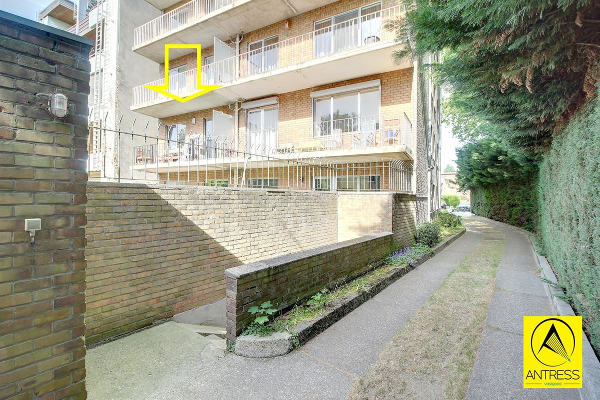 3 slaapkamer appartement met terras, kelder en garagebox.