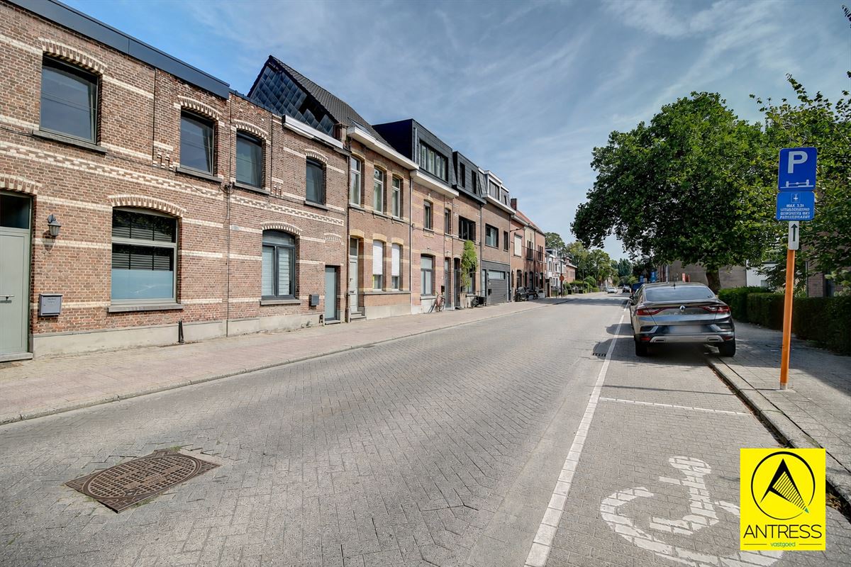Gezinswoning met 3-4 slaapkamers en prachtige tuin. Mogelijkheid tot uitbreiding!