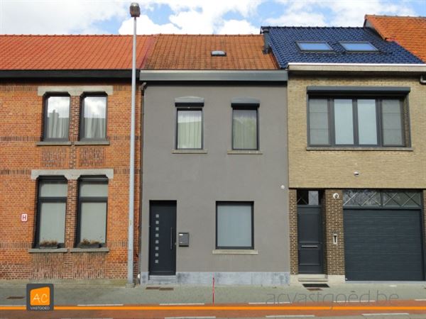 Mooi gerenoveerde woning aan de stadsrand van Sint-Niklaas