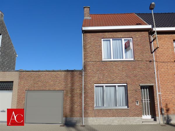 Gunstig gelegen woning met garage en tuin