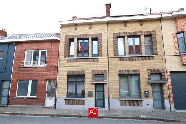 Gerenoveerde woning met 4 slaapkamers