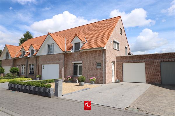 Recente woning met 4 slpk, tuin en garage op toplocatie