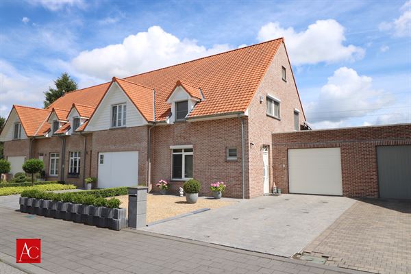 Recente woning met 4 slpk, tuin en garage op toplocatie