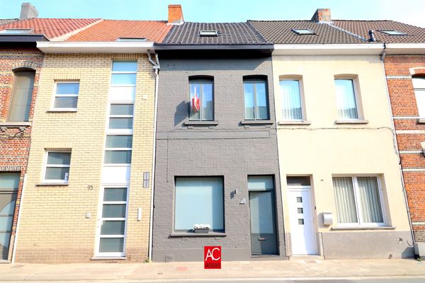 Gerenoveerde stadswoning met tuin en 3 slaapkamers