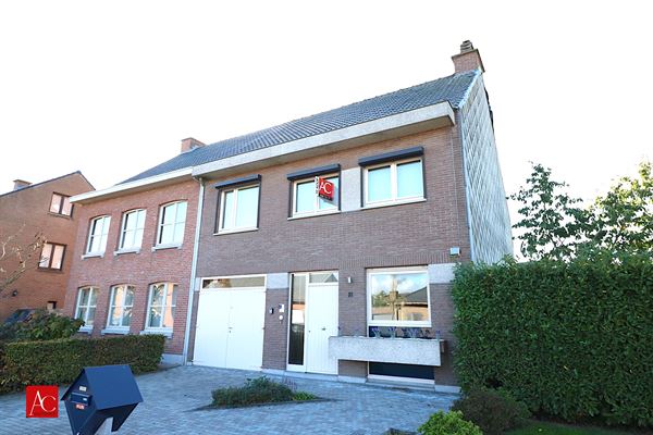Instapklare gezinswoning, zeer rustig gelegen te Beveren