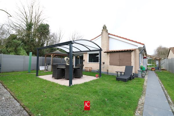 Gezellige bungalow, rustig gelegen in een groene oase te Tielrode