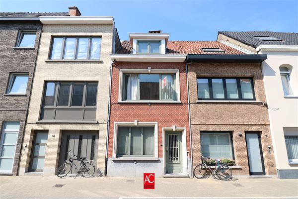 Ideale starterswoning met 3 slaapkamers, centraal gelegen te Sint-Niklaas.