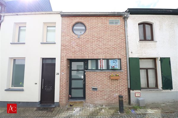 Volledig gerenoveerde woning met tuin. Rustig gelegen te Waasmunster.