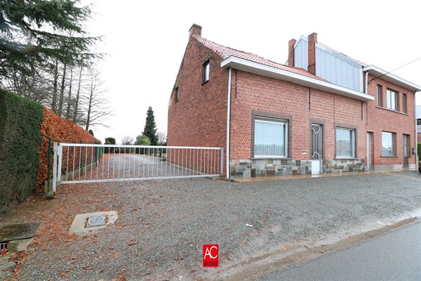 Te renoveren HOB met grote tuin