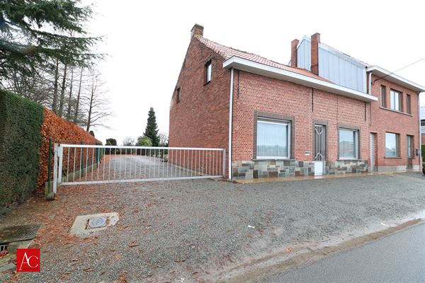 Te renoveren HOB met grote tuin