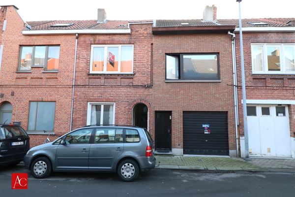 Op te frissen rijwoning
