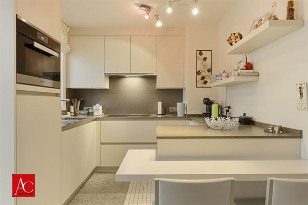 Leuke bel-etage woning met 3 slaapkamers en garage