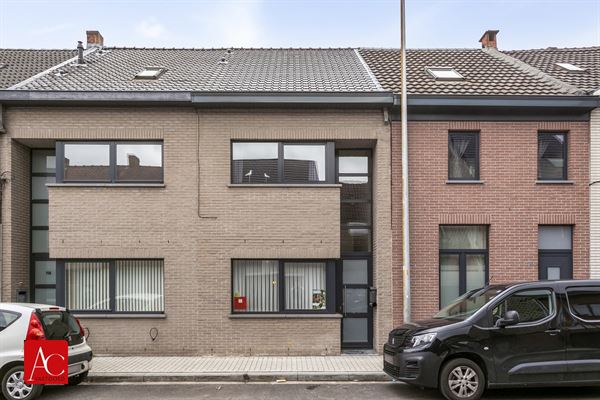 Instapklare stadswoning met 3 slaapkamers