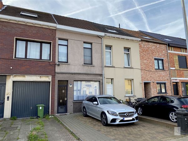 Ideale woning met 3 slaapkamers, parking en tuin!