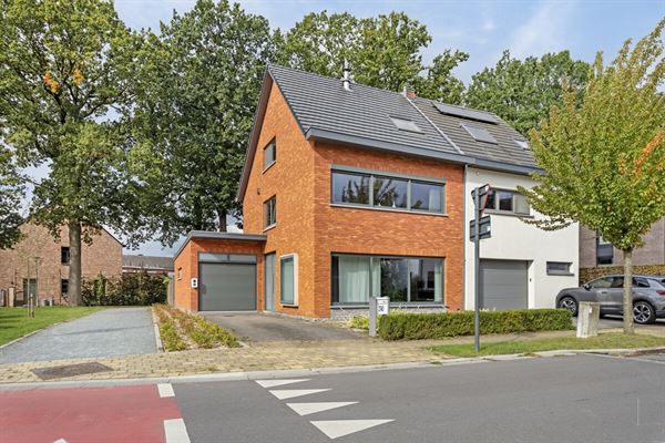 Ruime 4-Slaapkamer Woning in Beveren-Waas