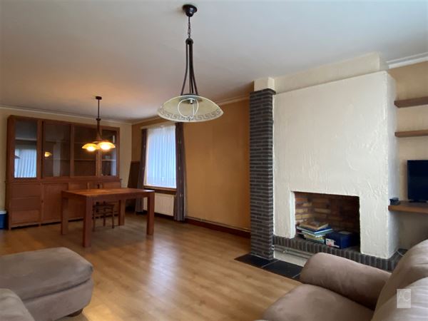 Te renoveren gelijkvloers appartement