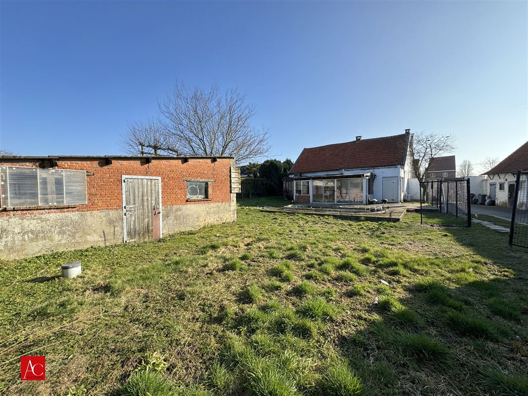 Mooi perceel met vrijstaande woning en groot potentieel!