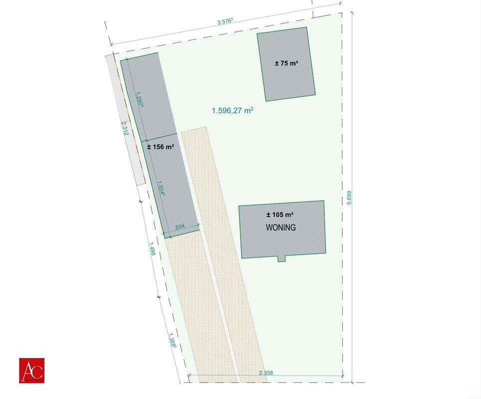 Mooi perceel met vrijstaande woning en groot potentieel!