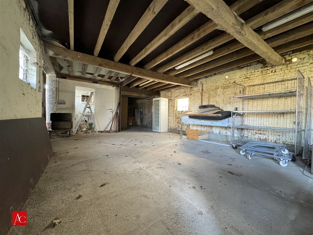 Mooi perceel met vrijstaande woning en groot potentieel!