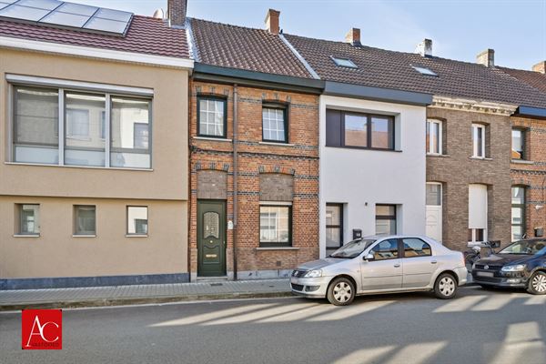 Starterswoning of ideale investeringseigendom met garage