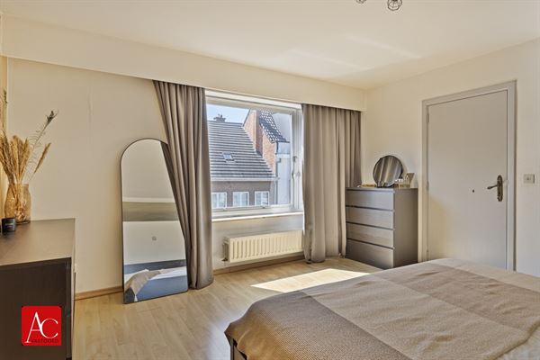 IN OPTIE !!! Centraal gelegen appartement (125 m²) met twee slaapkamers