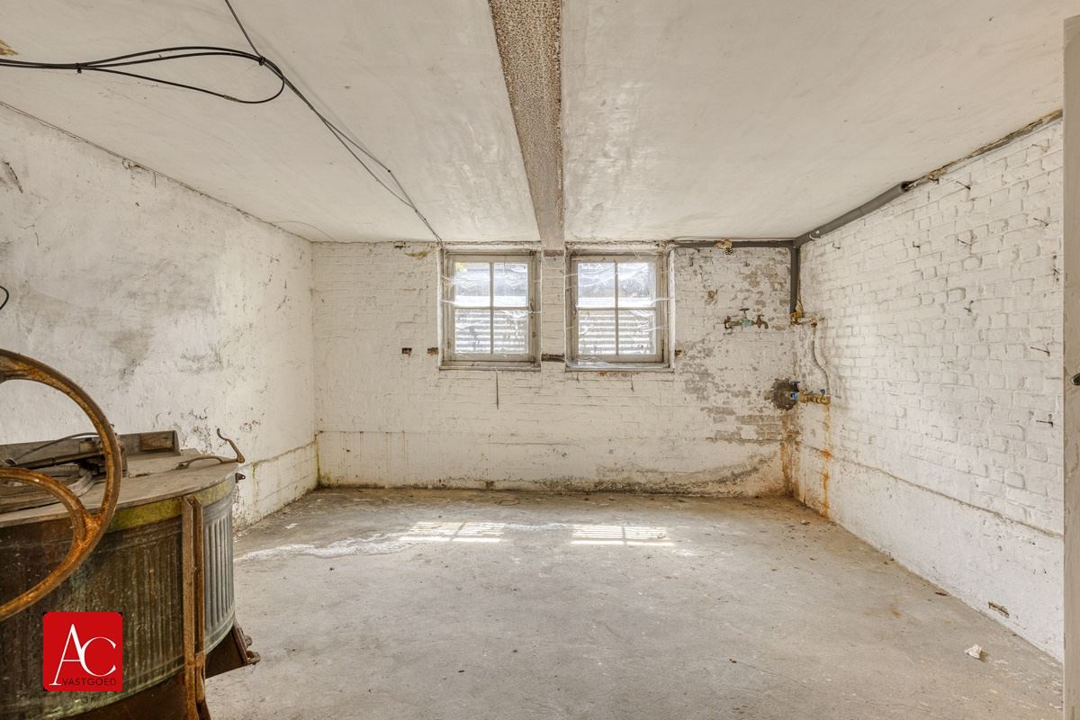 Karaktervolle herenwoning op een idyllische locatie aan de Schelde