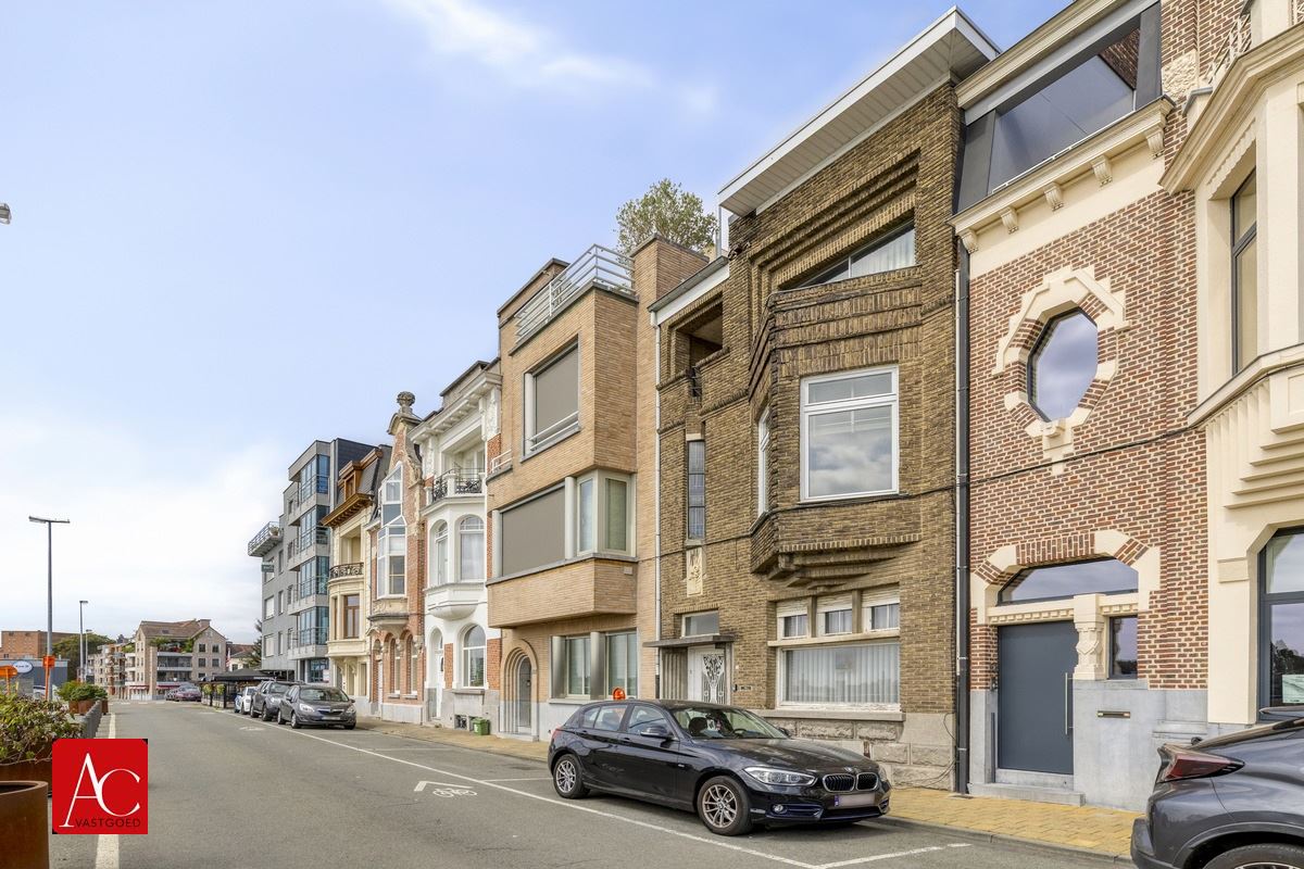 Karaktervolle herenwoning op een idyllische locatie aan de Schelde