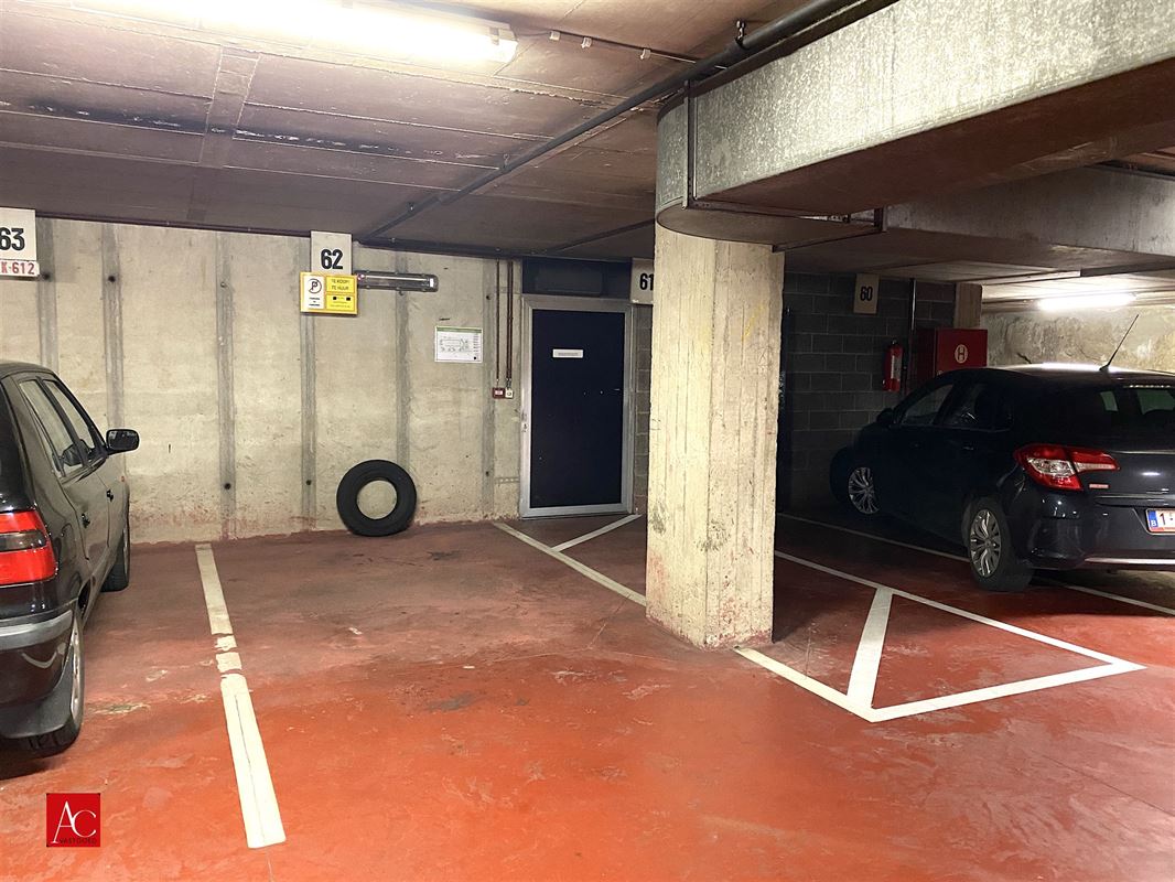 Parkeerplaats in garagecomplex nabij de Grote Markt van Sint-Niklaas
