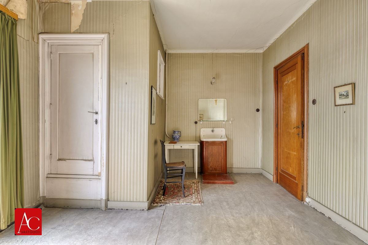 Karaktervolle herenwoning op een idyllische locatie aan de Schelde