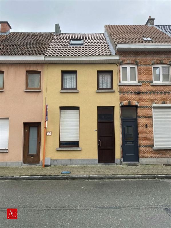 Totaal te renoveren starterswoning
