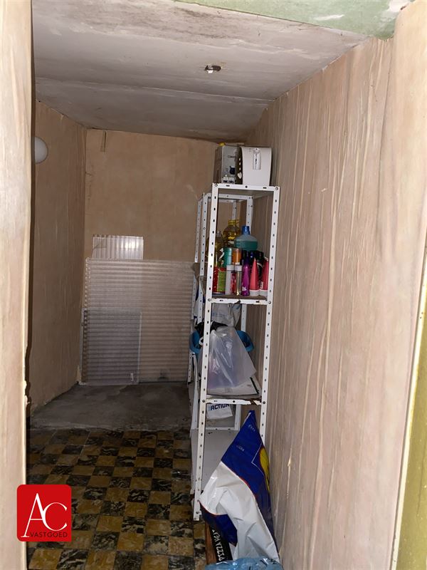 Totaal te renoveren starterswoning