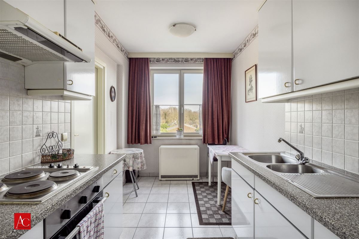 Appartement 3de verdieping met terras en 2 slaapkamers