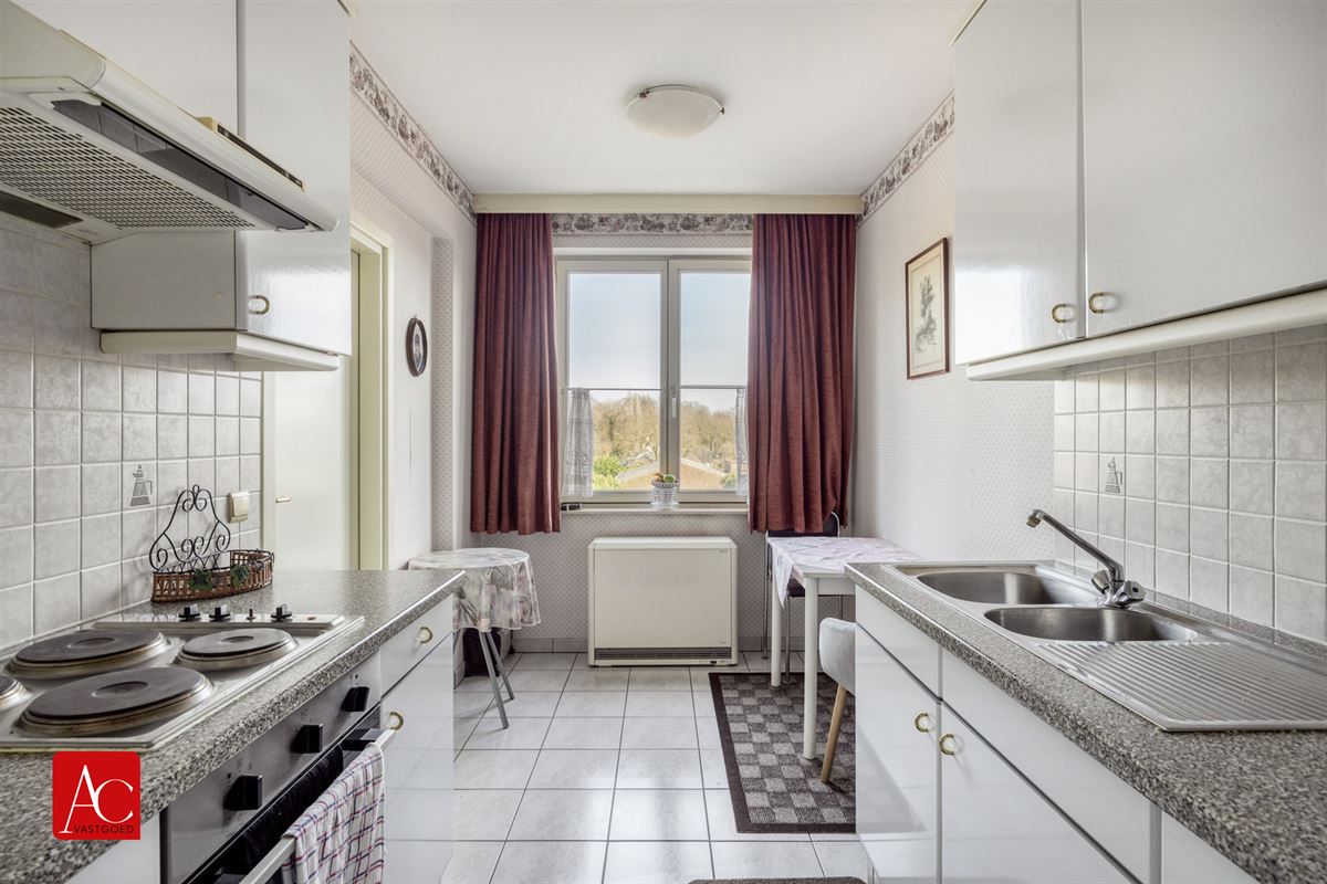Appartement 3de verdieping met terras en 2 slaapkamers