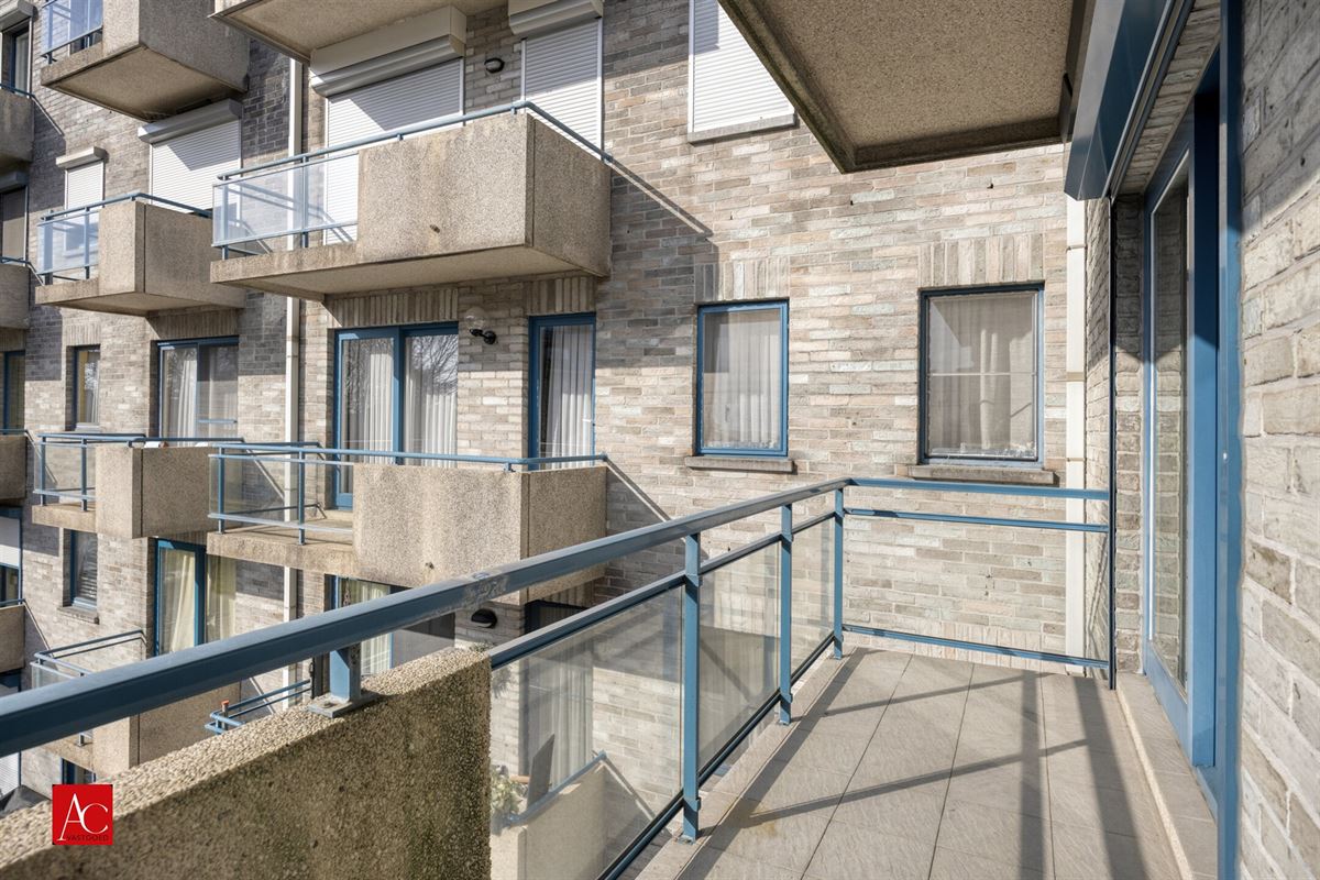 Appartement 3de verdieping met terras en 2 slaapkamers