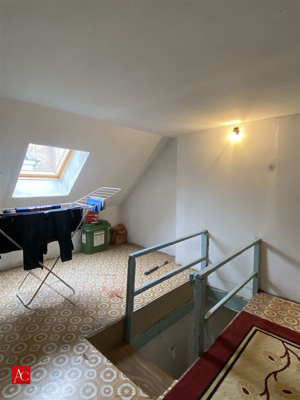Totaal te renoveren starterswoning