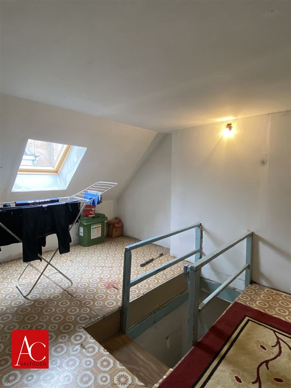 Totaal te renoveren starterswoning