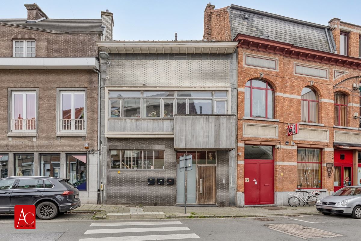 Appartementsgebouw bestaande uit 3 eenheden