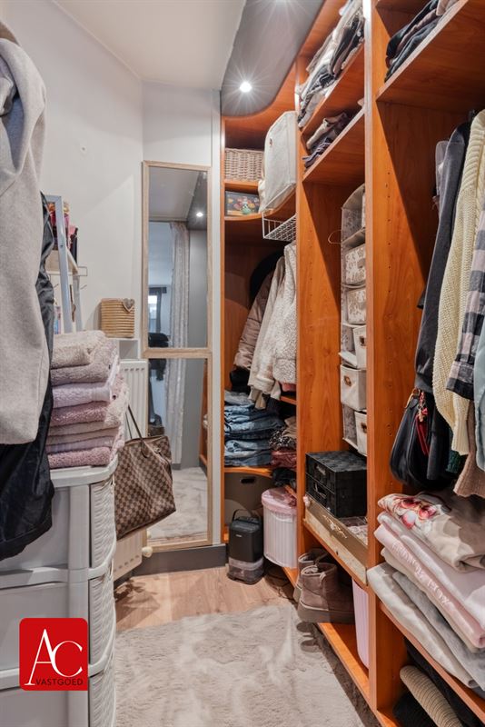 Appartementsgebouw bestaande uit 3 eenheden