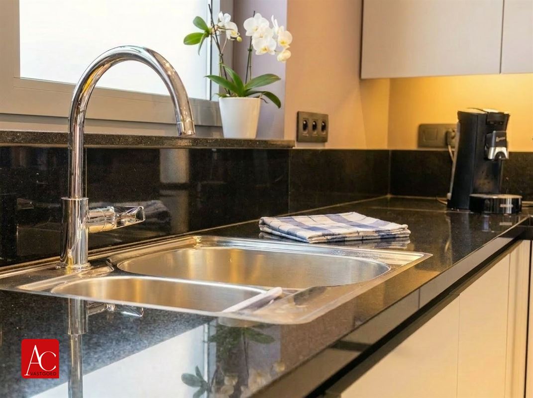 Duplexappartement met Scheldezicht én garage