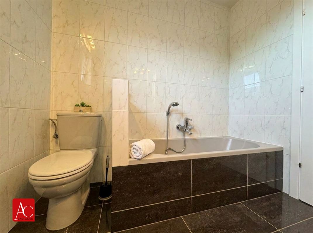 Duplexappartement met Scheldezicht én garage