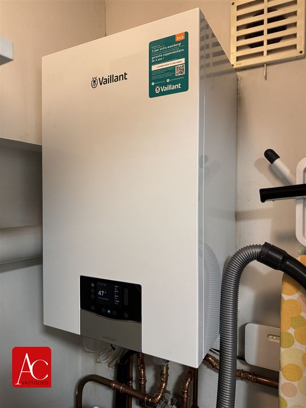 Duplexappartement met Scheldezicht én garage