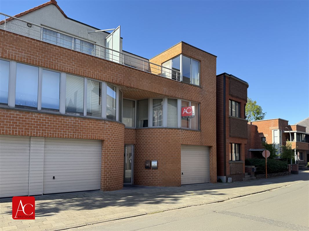Duplexappartement met Scheldezicht én garage