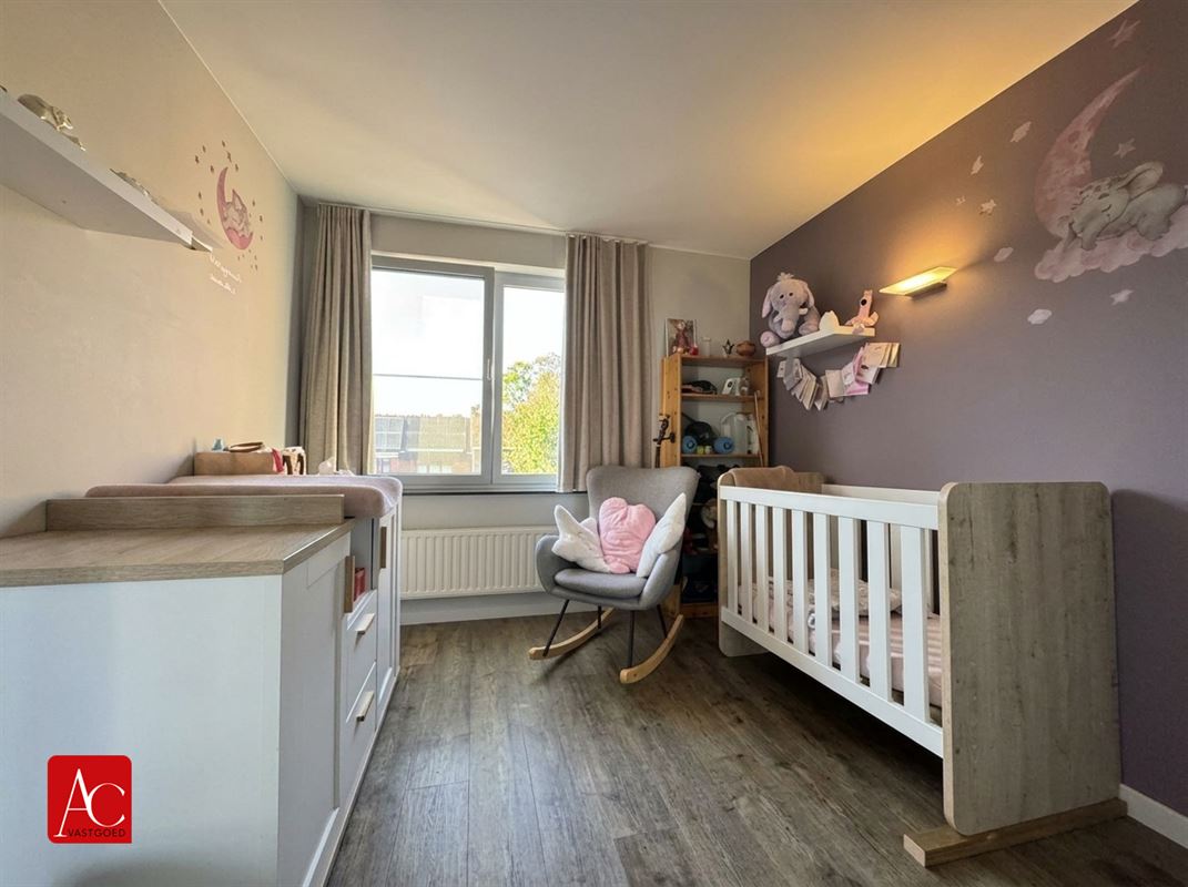 Duplexappartement met Scheldezicht én garage