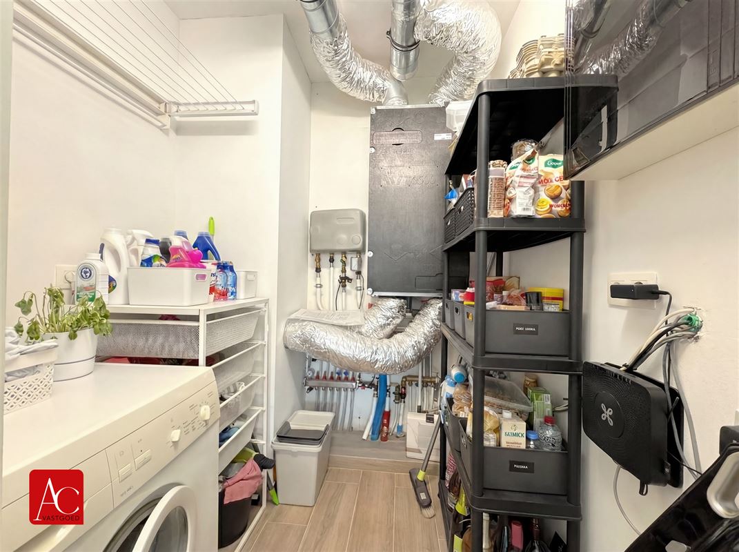 Gelijkvloers appartement met garage en 2 slaapkamers